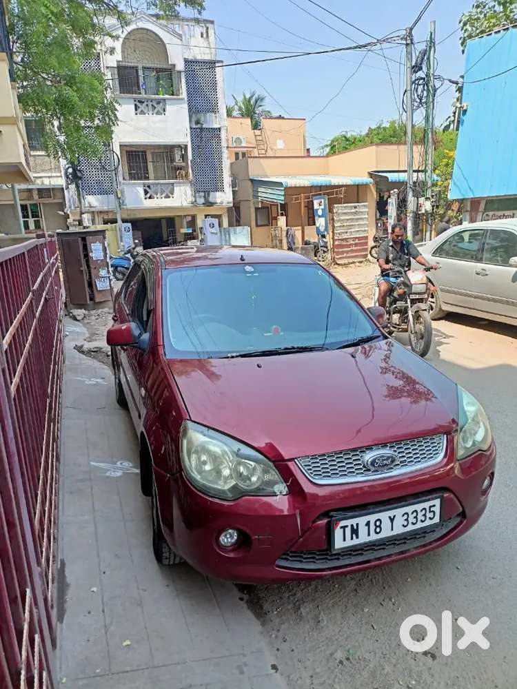 Tata Zest Quadrajet 2017 & Ford Fiesta Classic 2011