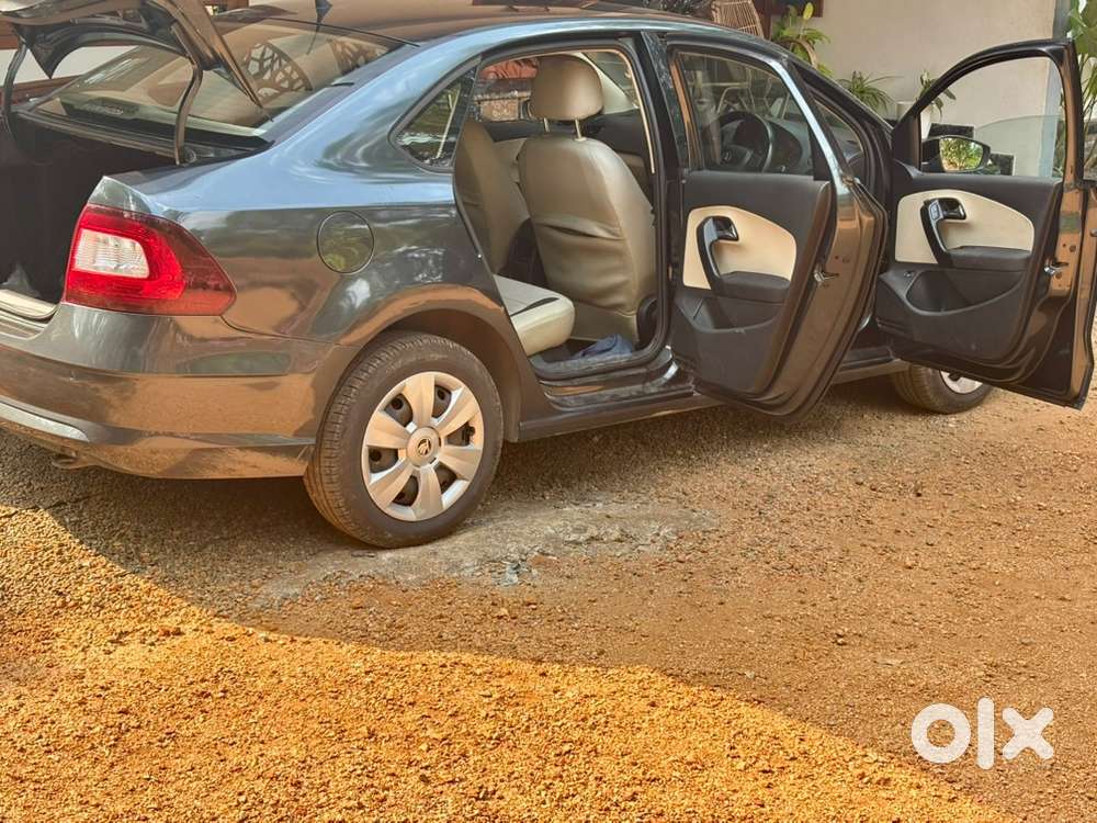 Skoda Rapid 2021 Petrol