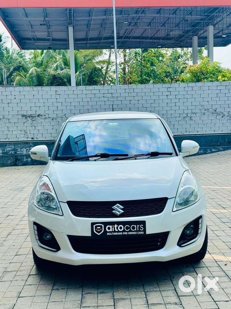 Maruti Suzuki Swift Vxi Abs Bsiv, 2015, Petrol
