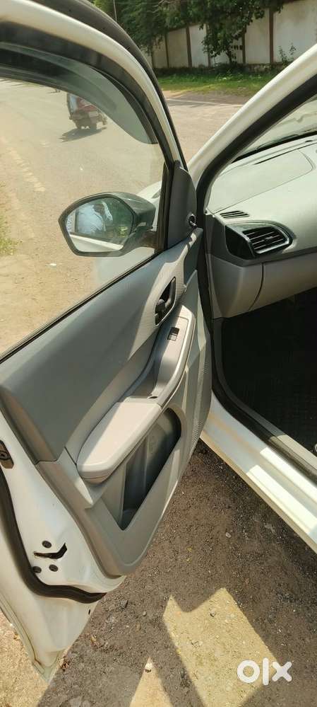 Tata Tigor, 2023, Petrol