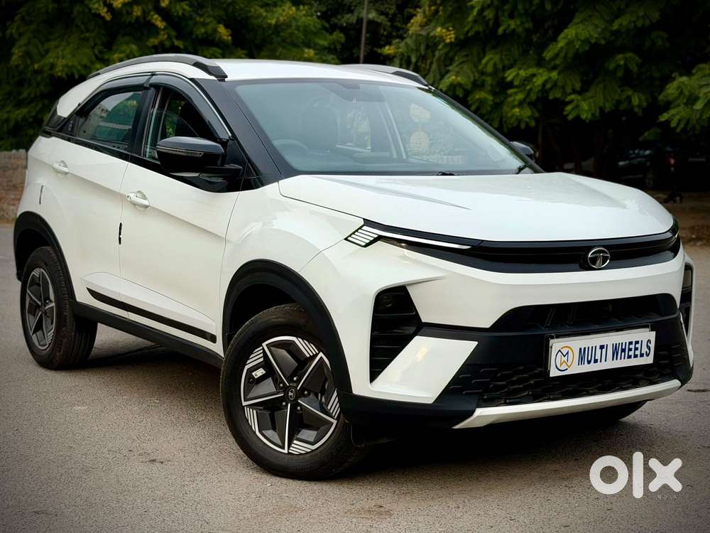 Tata Nexon Creative Plus 1.2 Revotron Petrol 6 Amt, 2023, Petrol