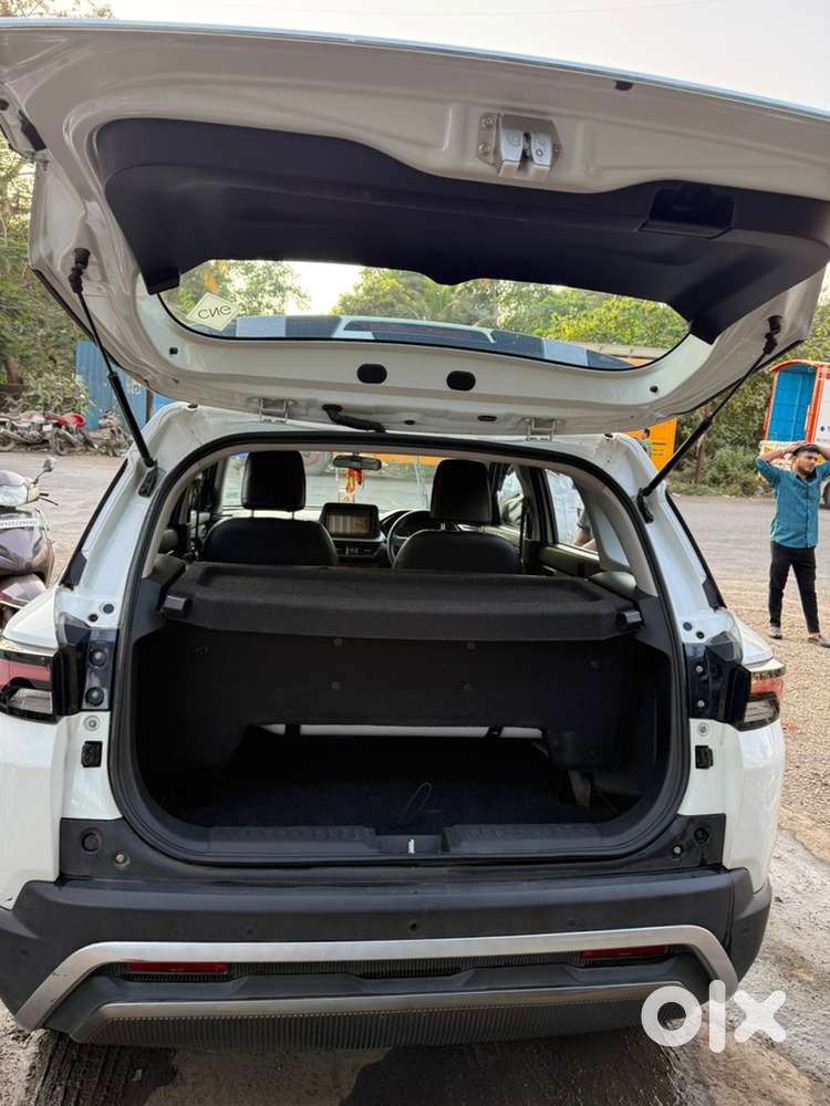Maruti Brezza Lxi 2023