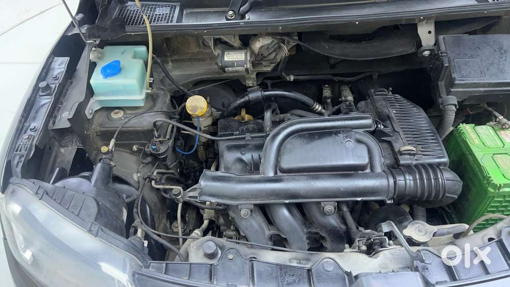 Renault Kwid 2019-ongoing 1.0 Rxt Amt (o), 2018, Petrol
