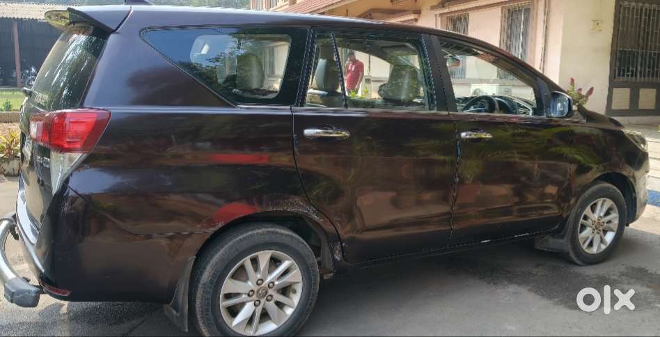 Toyota Innova Crysta 2.4 V 8 Str, 2017, Diesel