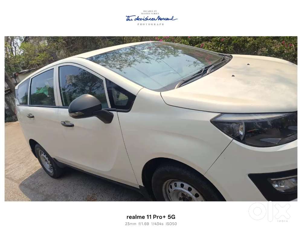 Mahindra Marazzo 2018