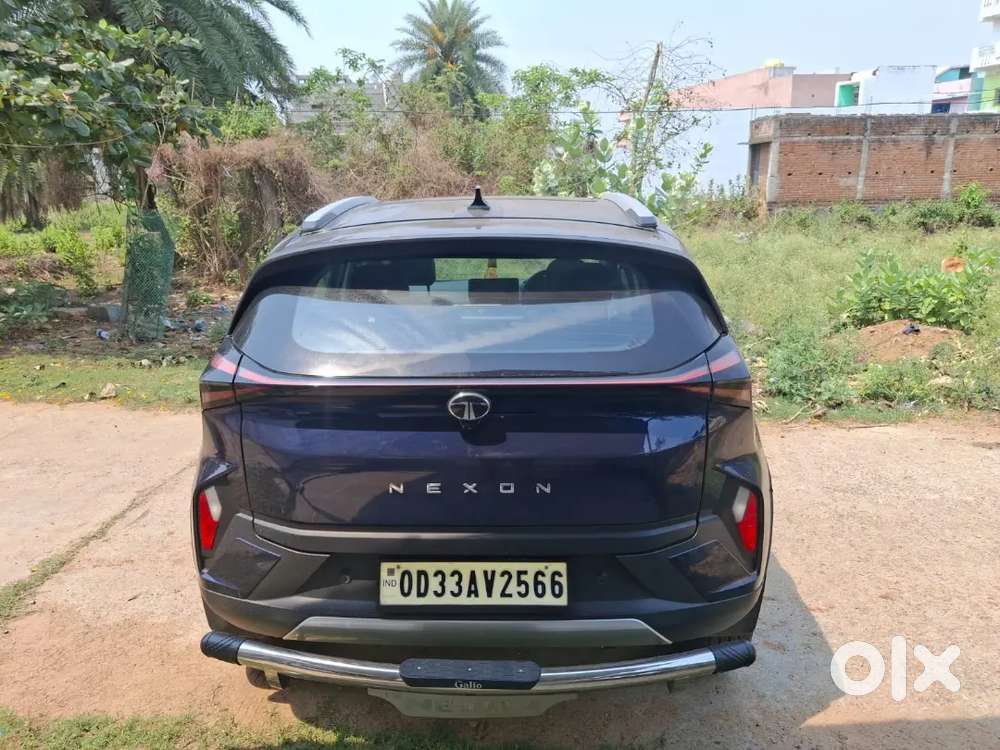 Tata Nexon 2025 Petrol 7900 Km Driven