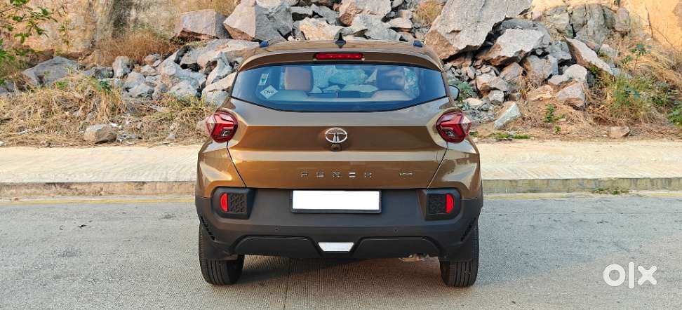 Tata Punch Accomplished Dazzle Sunroof Cng, 2023, Petrol