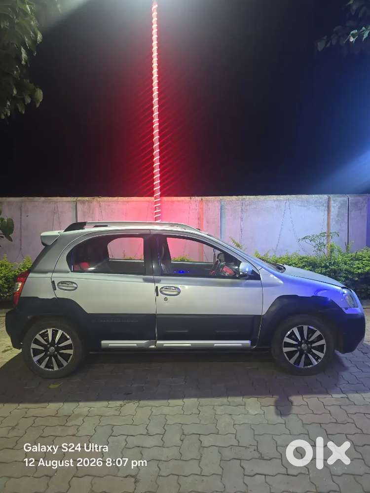Toyota Etios Cross 2014 Diesel 142000 Km Driven
