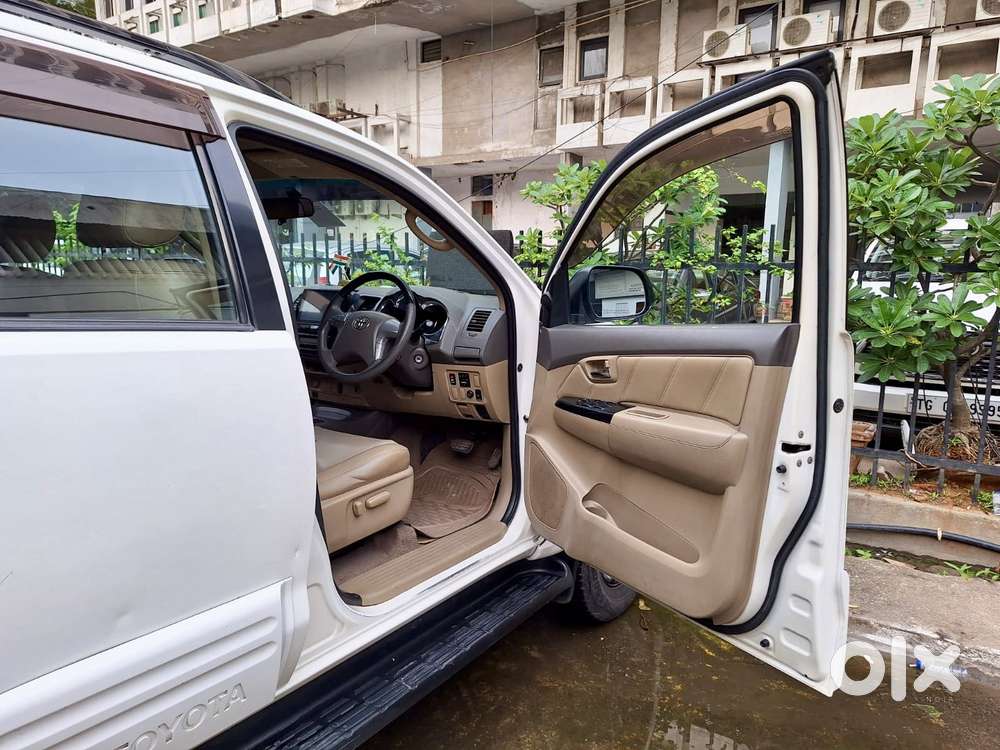 Toyota Fortuner 4x2 At, 2013, Diesel