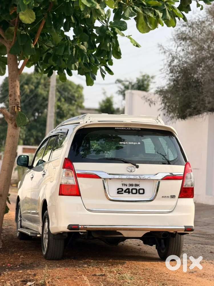 Toyota Innova 2.5 Zx Diesel 7 Seater Bsiii, 2013, Diesel