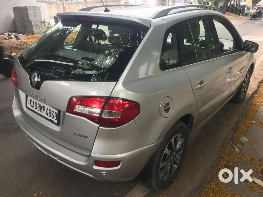 4x4 Auto Transmission Luxury Car