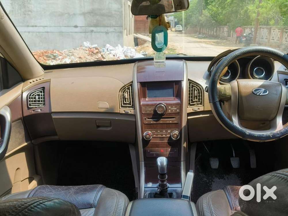 Mahindra Xuv500 2013 Diesel 95000 Km Driven