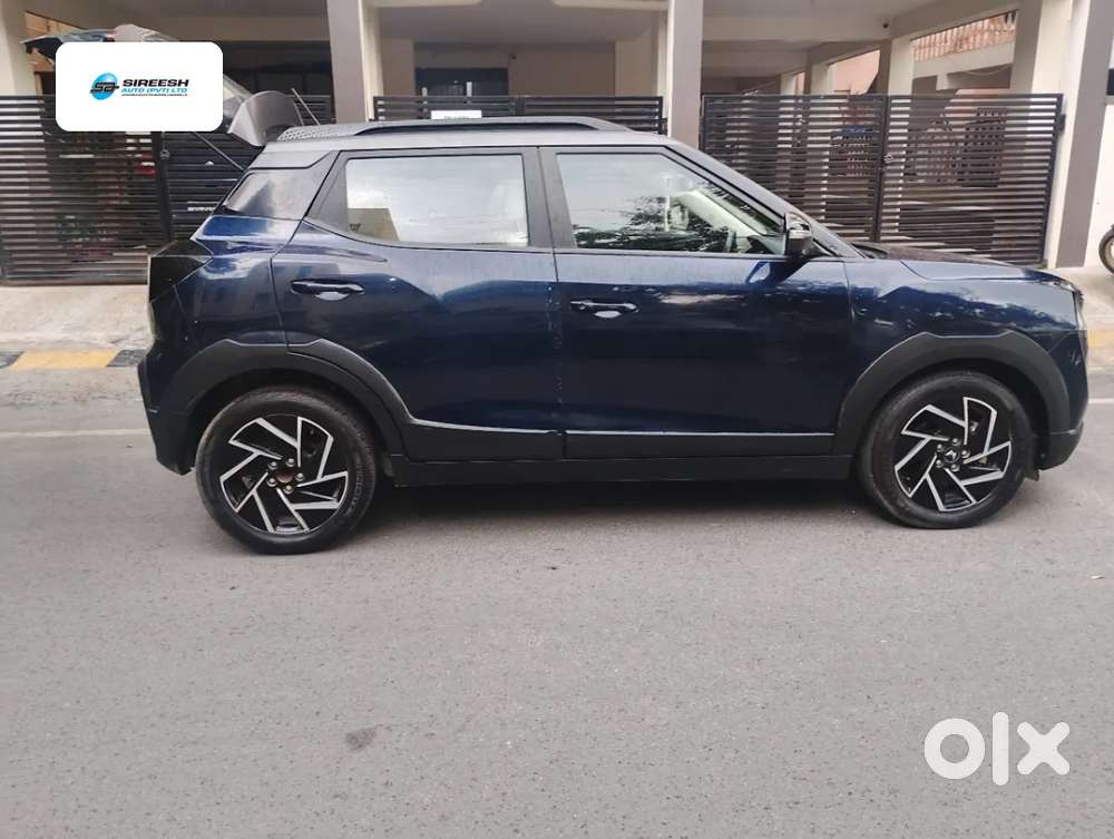 Mahindra Xuv 3xo Ax7l 1.2 Petrol At (pg), 2024, Petrol
