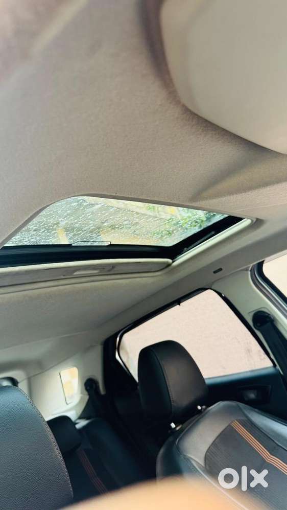 Ford Ecosport 1.5 Diesel Blackroof Edition Top Model