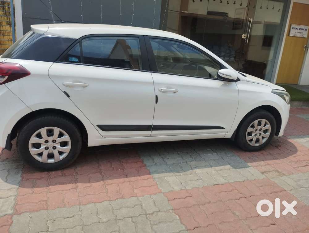 Hyundai I20 Sportz Plus Diesel, 2016, Diesel