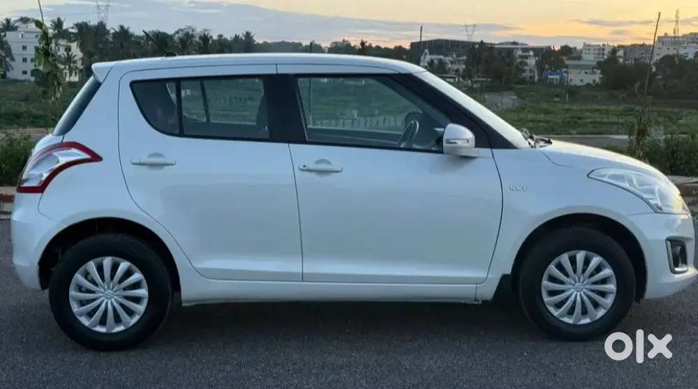 Maruti Swift Vxi 2017