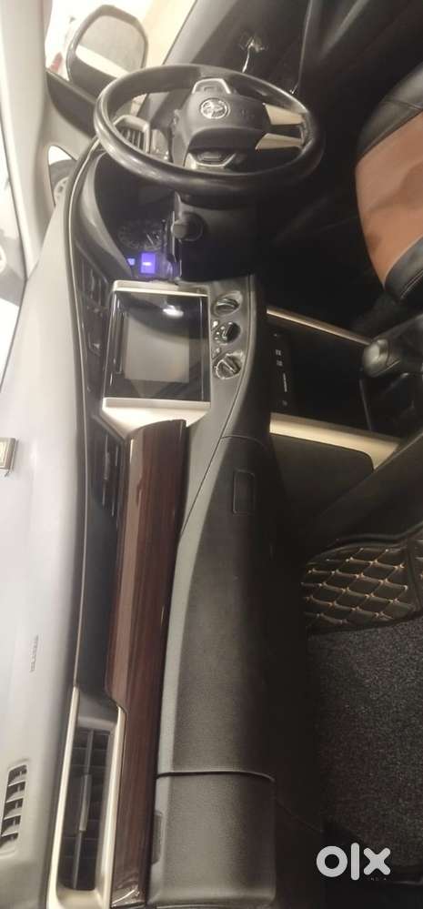 Toyota Innova Crysta [2020-ongoing] 2.7 Gx Mt 7 Str, 2020, Diesel