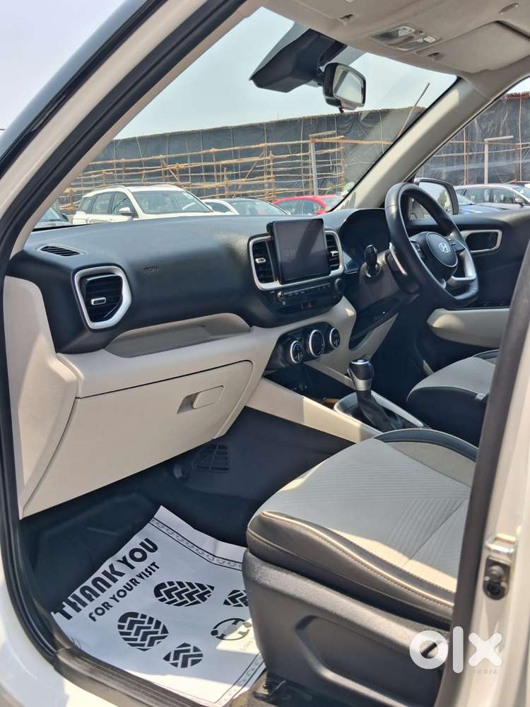 Hyundai Venue 1.0 Sx (o) Turbo Dct, 2023, Petrol