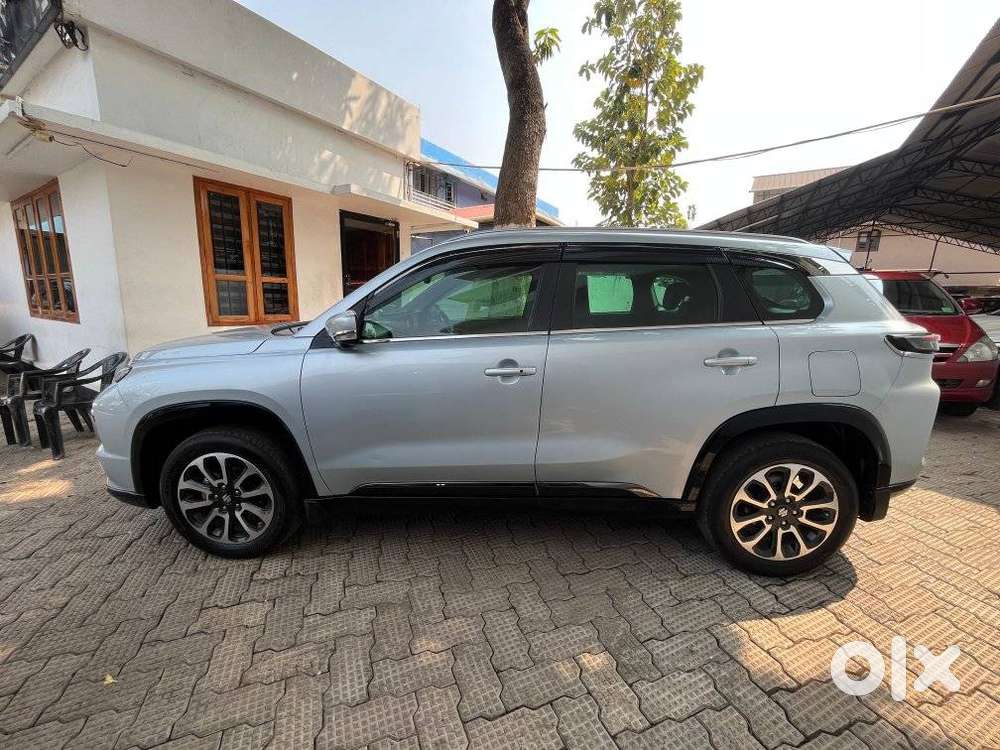 Maruti Suzuki Grand Vitara 1.5 Alpha Plus Intelligent Hybrid Ecvt, 2..
