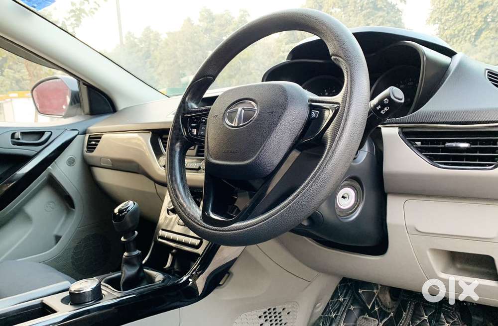 Tata Nexon 1.2 Revotron Xm (s), 2019, Petrol