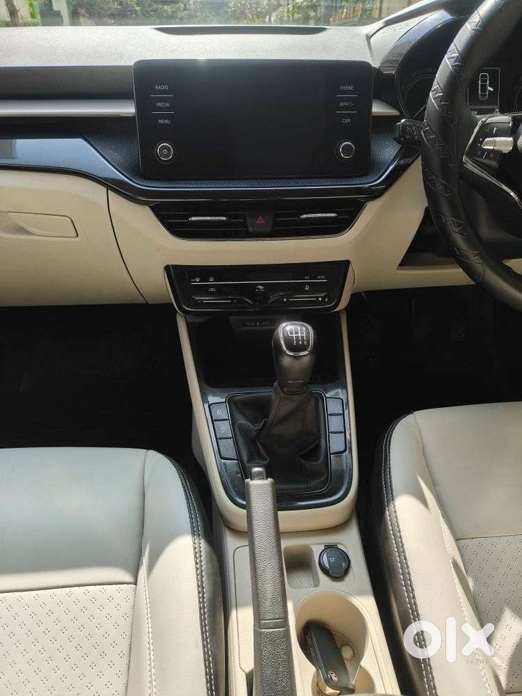 Skoda Slavia 1.0 Ambition Tsi, 2023, Diesel