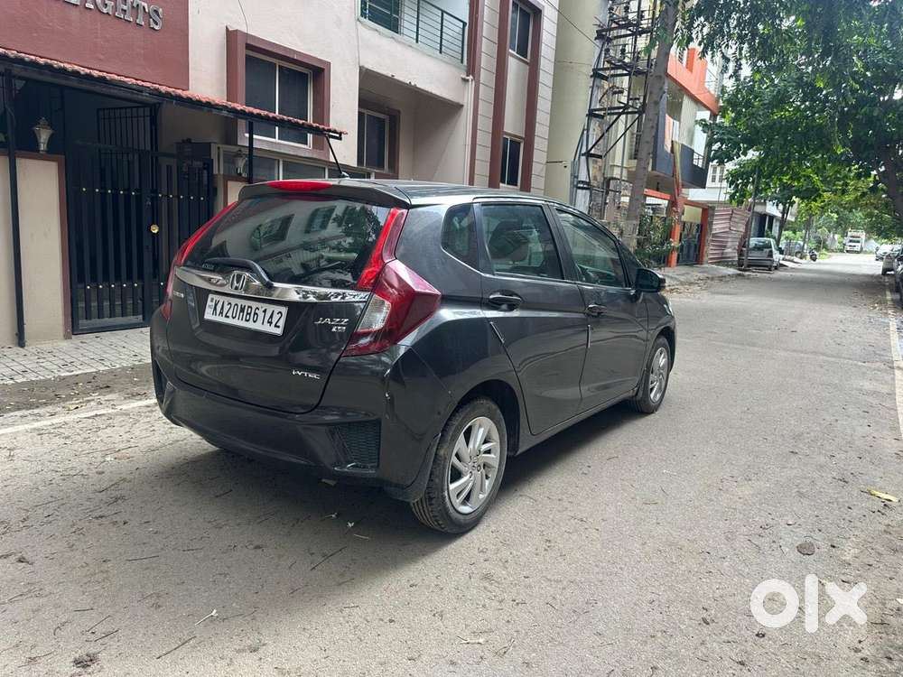 Honda Jazz V Automatic, 2017, Petrol