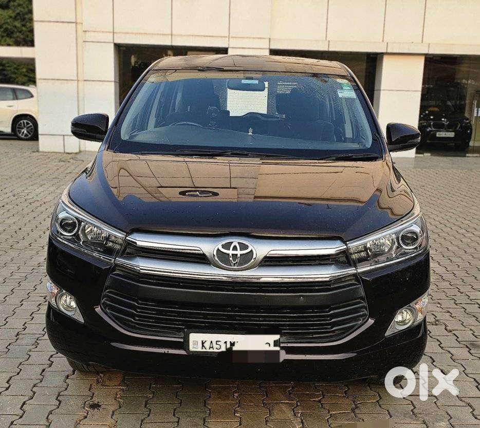 Toyota Innova Crysta 2.4 V 8 Str, 2017, Diesel