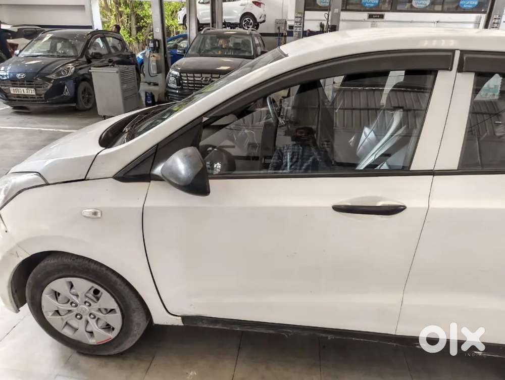 Hyundai Xcent 2017 Cng & Hybrids 121000 Km Driven