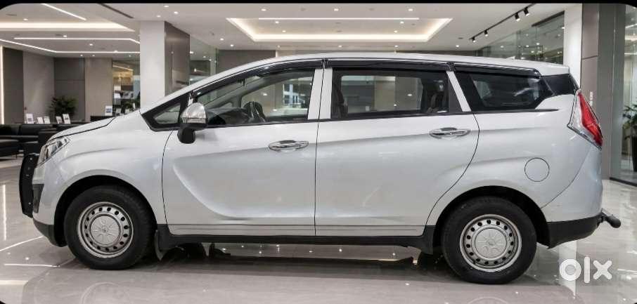 Mahindra Marazzo M2, 2019, Diesel