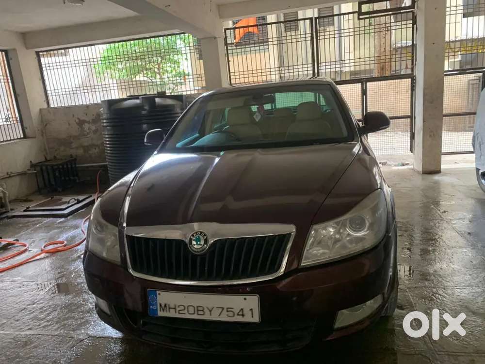 Skoda Laura Elegance 2012