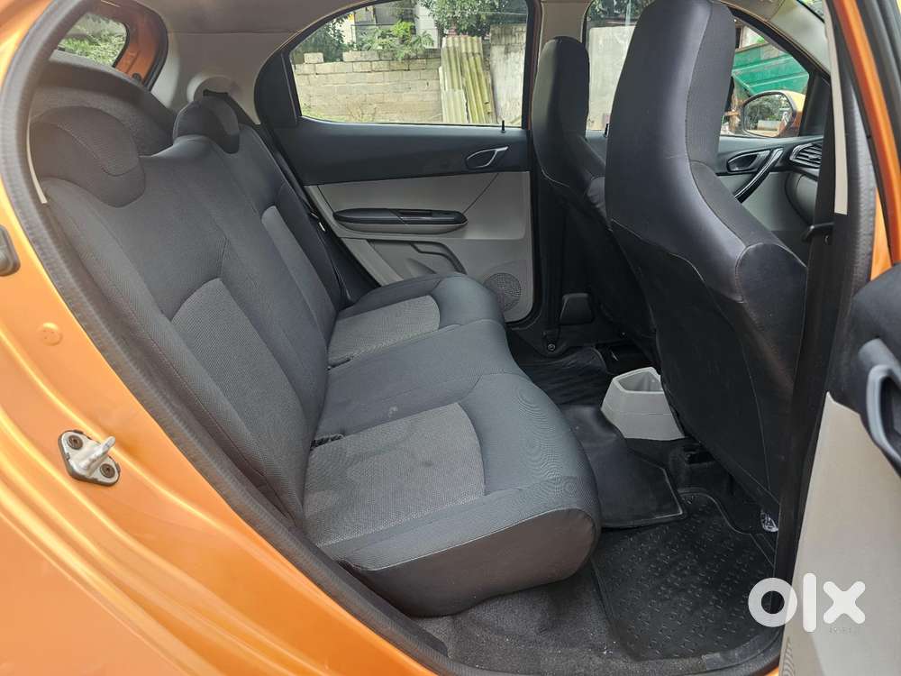 Tata Tiago 1.2 Revotron Xta, 2018, Petrol