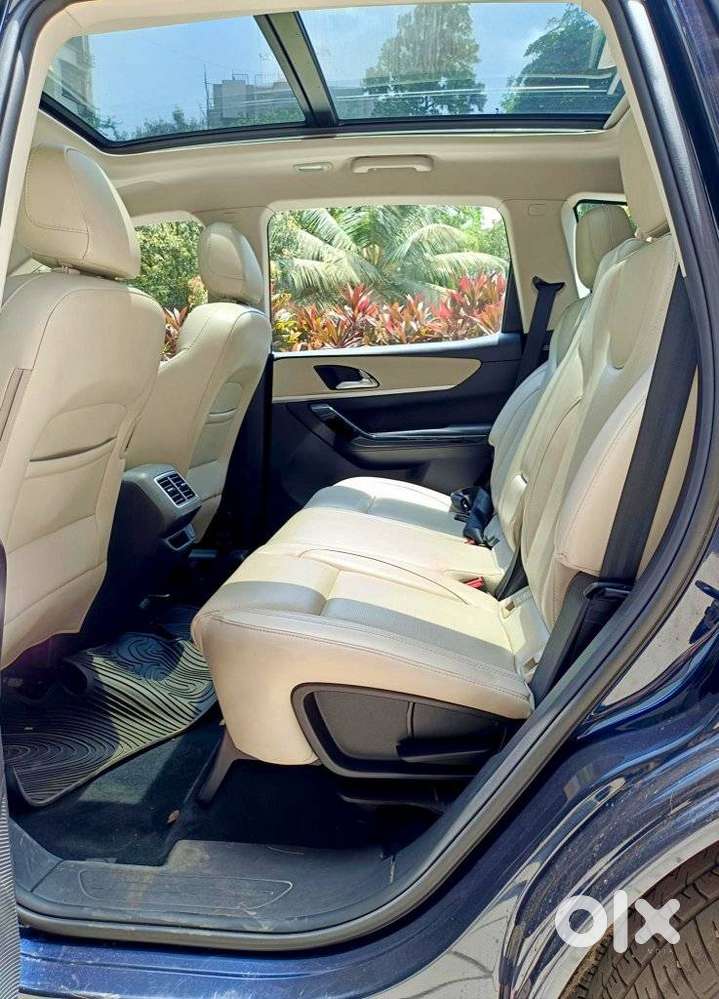 Mahindra Xuv700 Ax7 Luxury Pack Awd, 2023, Diesel