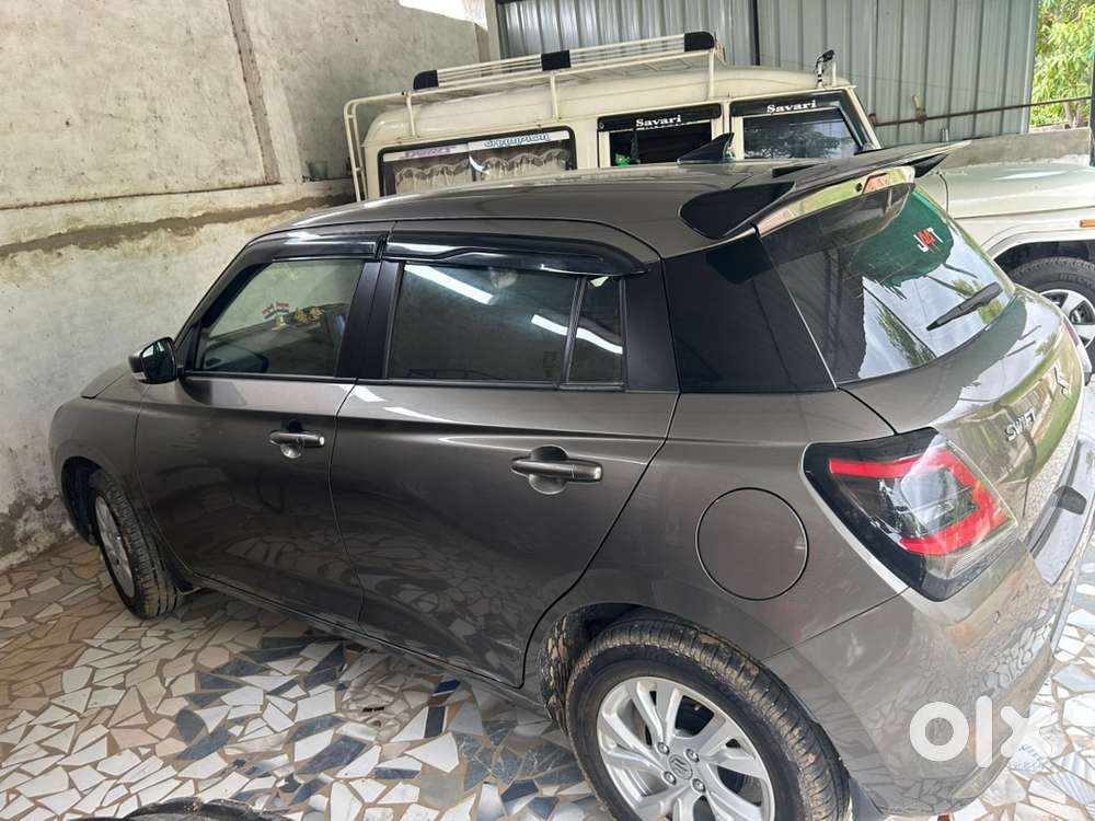 Maruti Suzuki Swift Zxi 2025
