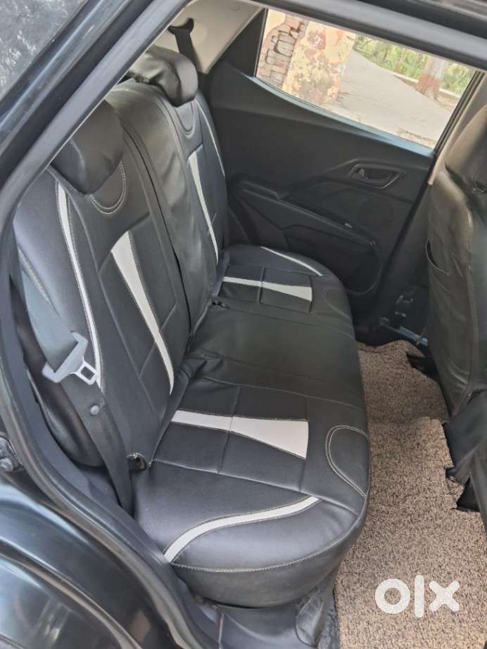 Mahindra Xuv300 W6, 2024, Petrol