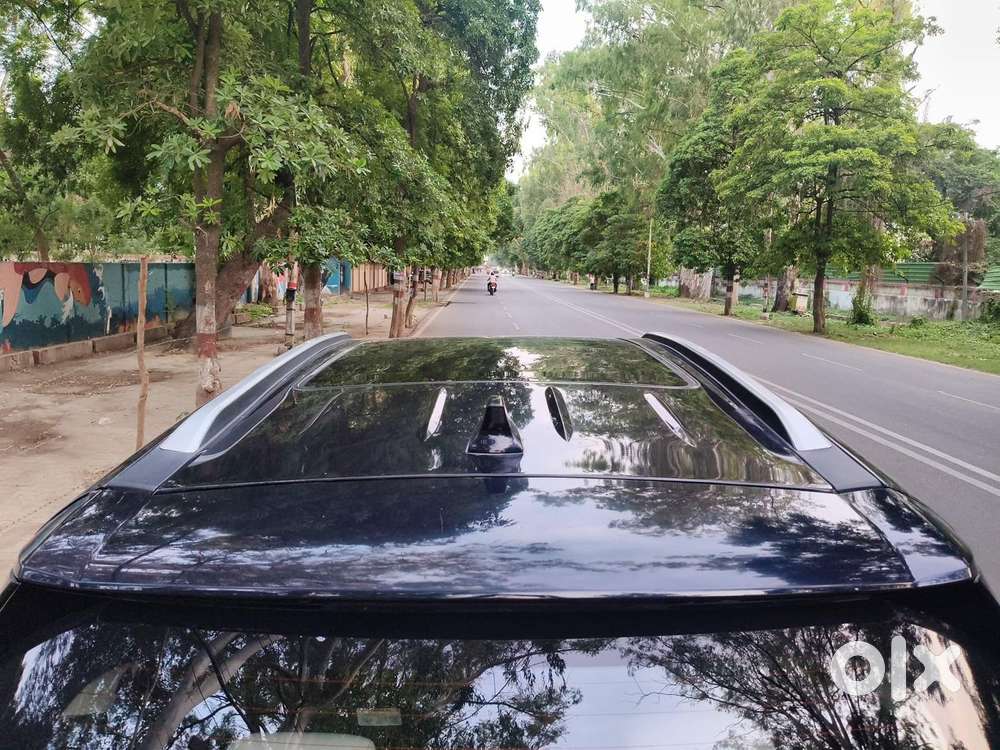 Mahindra Xuv700 2.2 Ax 7 Diesel At Luxury Pack Str Awd, 2022, Diesel
