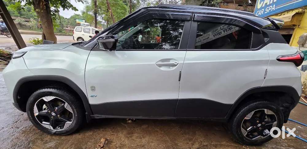 Tata Punch Ev 2024 Empowered + S Lr  Ac Sunroof Ventilationseat 360cam