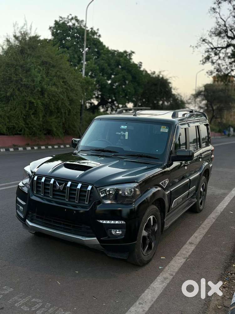 Mahindra Scorpio Classic 2026 Diesel 10000 Km Driven