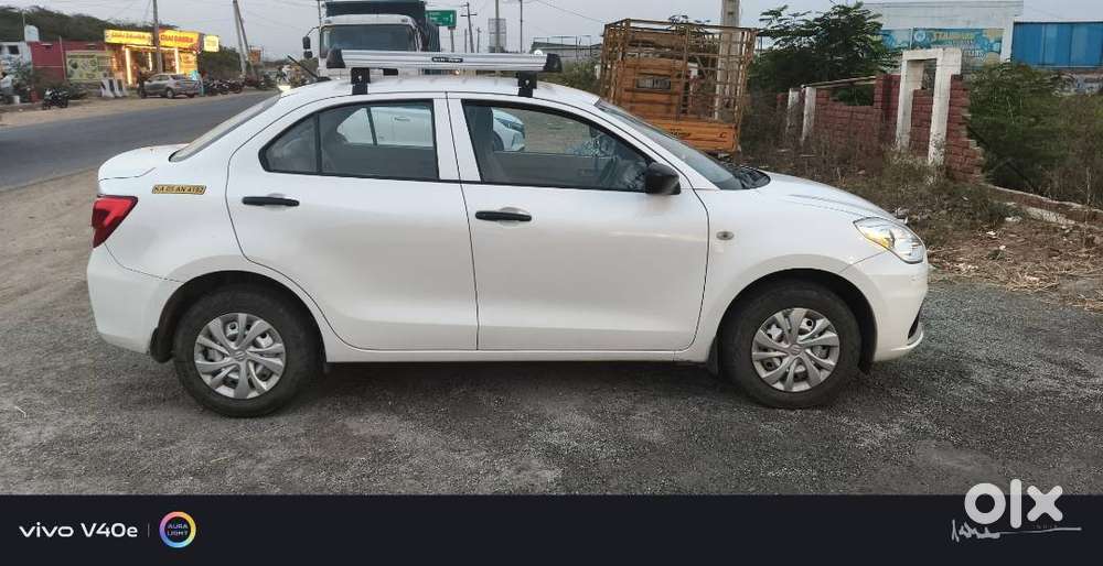 Maruti Suzuki Swift Dzire 2023 Cng & Hybrids 117500 Km Driven