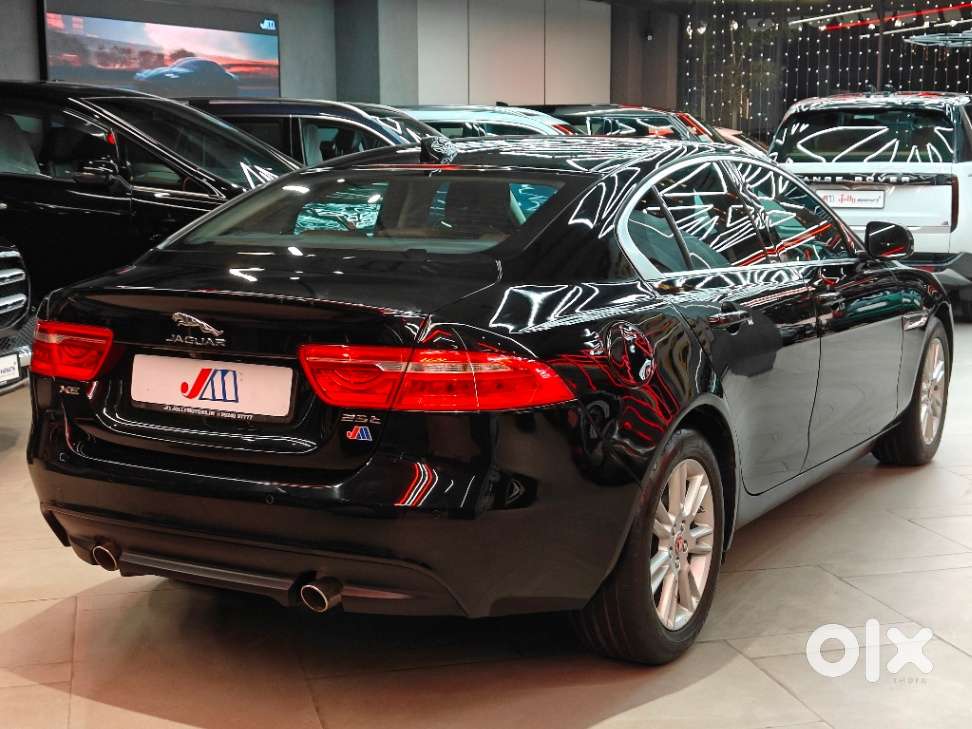 Jaguar Xe Portfolio, 2019, Petrol