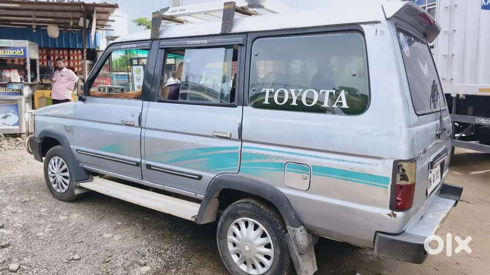 Toyota Qualis Fs 2002