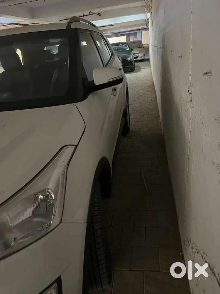 Hyundai Creta 2016 Diesel 990000 Km Driven