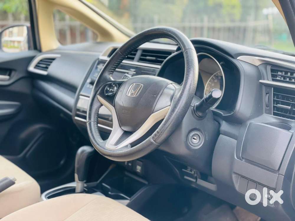 Honda Jazz V Automatic, 2017, Petrol