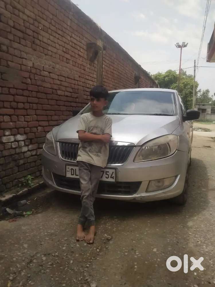 Skoda Rapid Elegance 2012