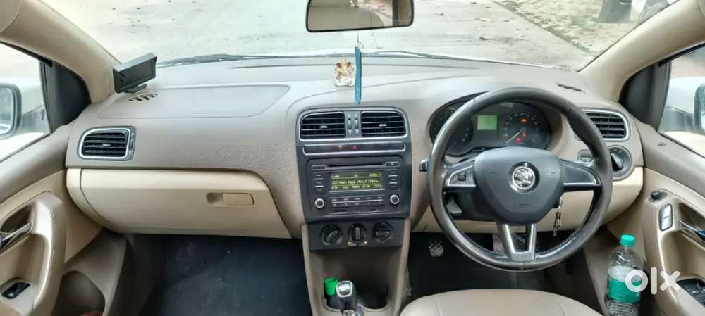 Skoda Rapid Ambition 1.6 2014