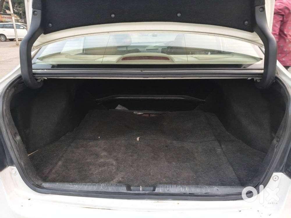 Honda Civic 1.8 V Mt, 2011, Petrol