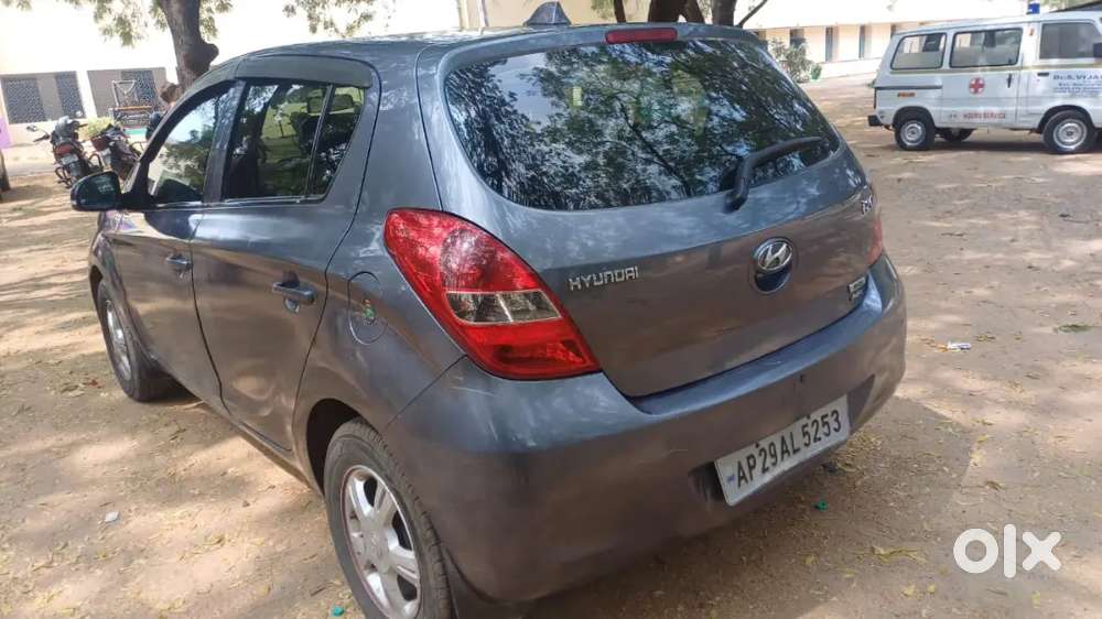 Hundai I20 Asta Grey