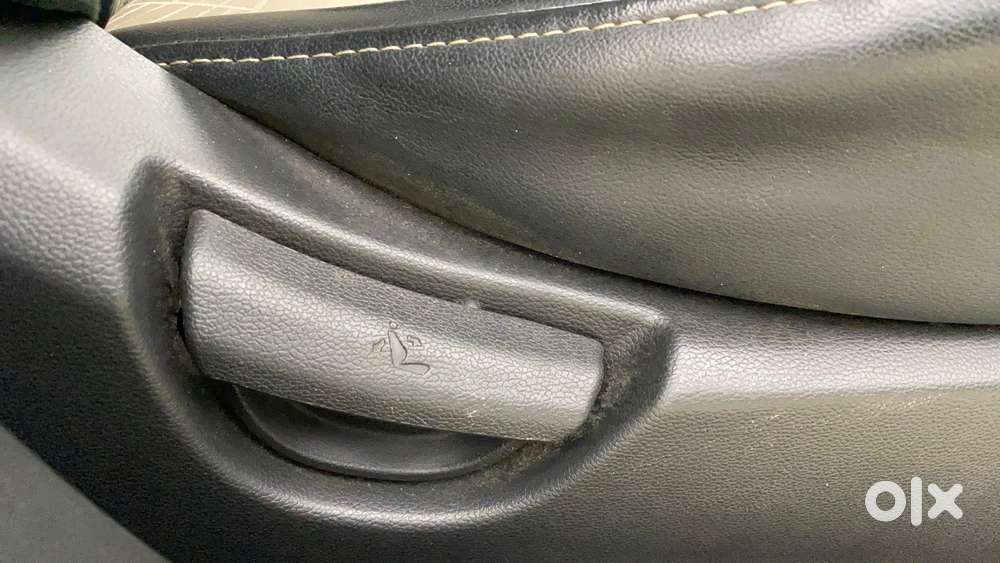 Hyundai Grand I10 [2017-2020] 1.2 Kappa Vtvt Sportz At, 2019, Petrol