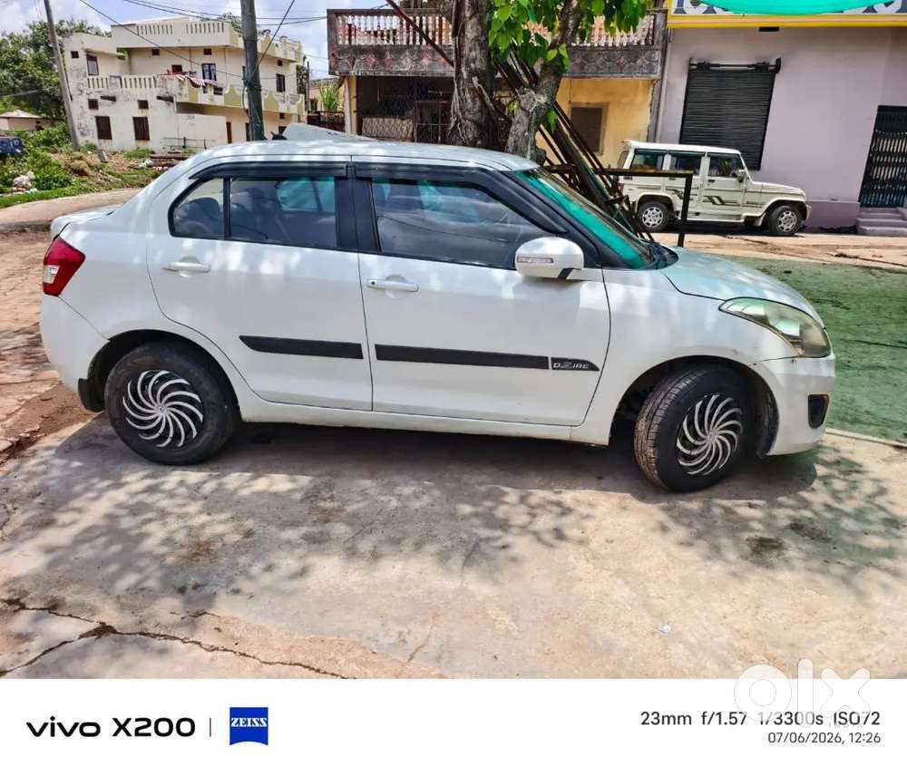 Maruti Suzuki Swift Dzire 2013