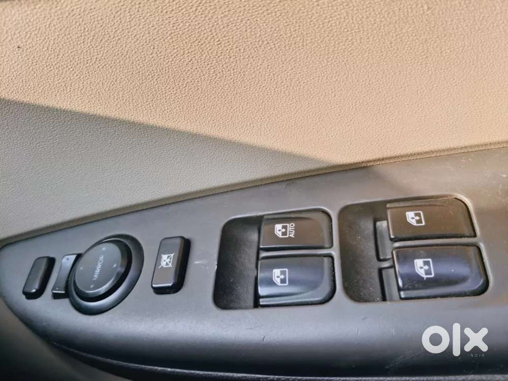 Maruti Suzuki Ciaz Zxi, 2015, Petrol