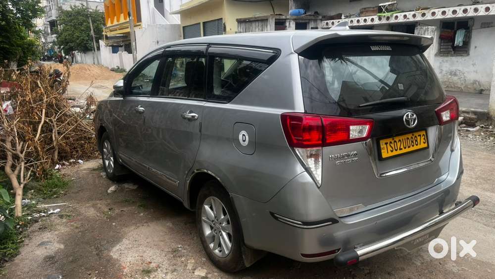 Toyota Innova Crysta 2023 Diesel Manual